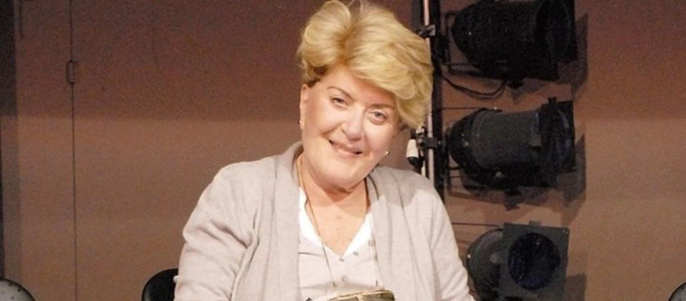 Β.Τριφύλλη: «Έπαιρνα πολύ καλά λεφτά - Είναι κατάπτυστοι οι ηθοποιοί που έφυγαν από το θέατρο» (βίντεο)